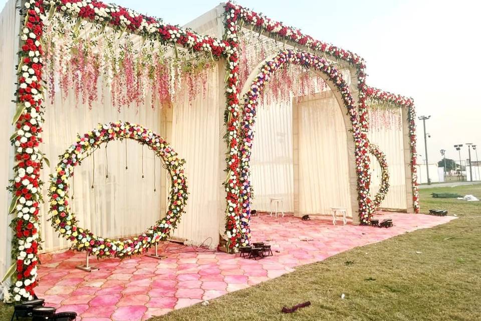 Entrance decor