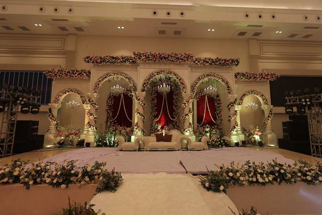 Royal Pearl Banquet