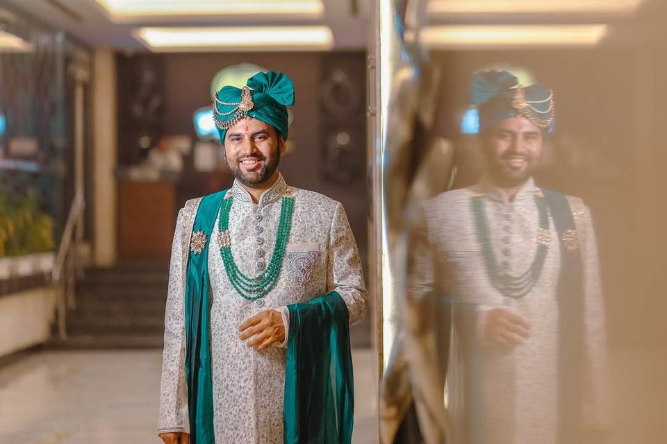 Groom