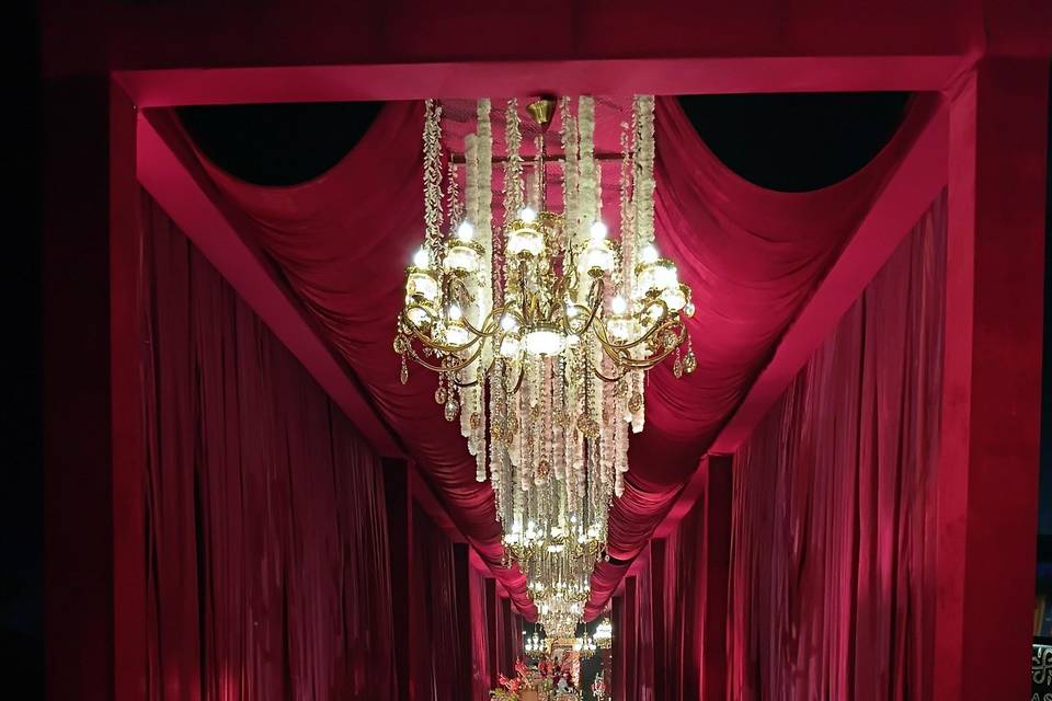 Royal walkway