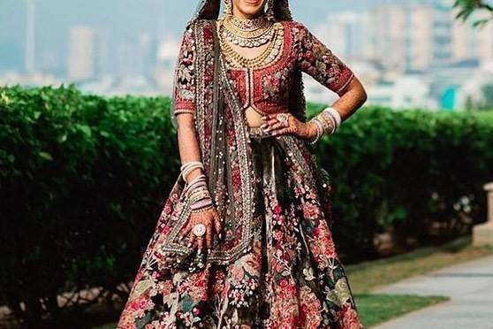 Red Ladies Fancy Wedding Lehenga Choli, Size : Xl, M, Feature : Elegant  Design, Breathable at Rs 58,800 / Piece in Farrukhabad