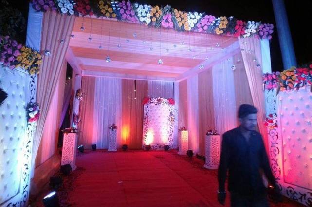 Entrance Decor