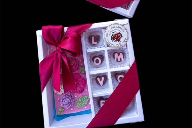 Custom hamper