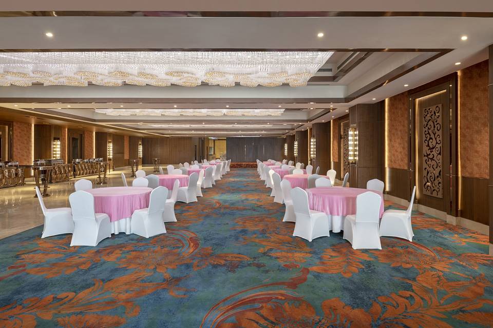 Sprawling event spaces