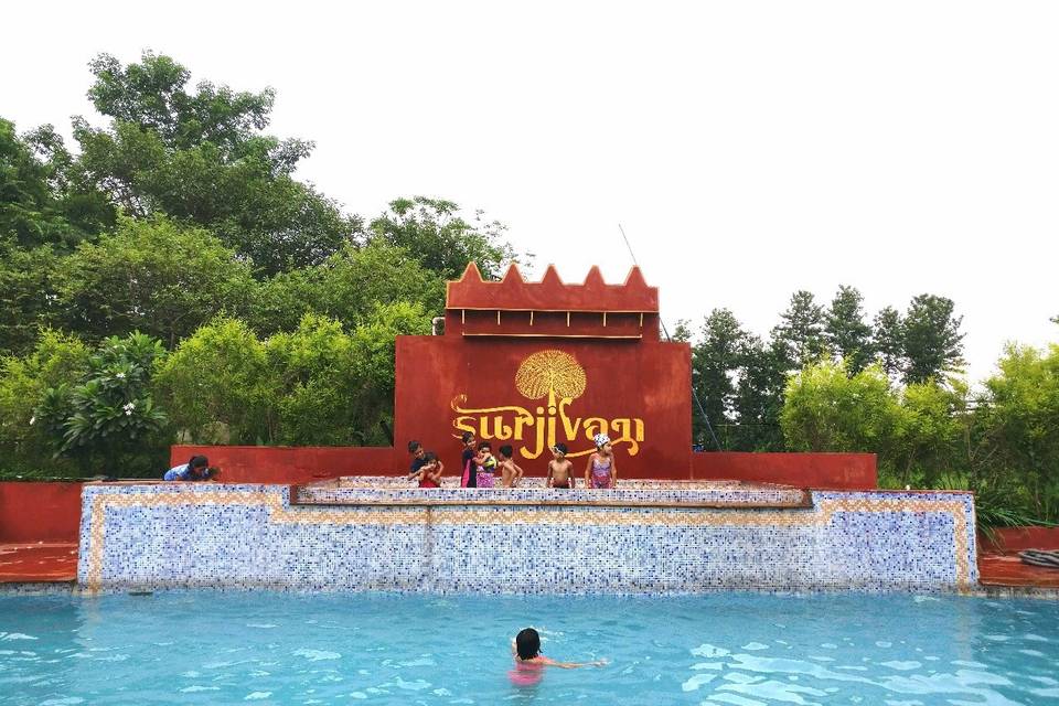 Surjivan Resorts