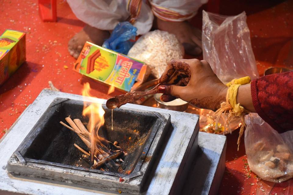 Trimurti Photo, Ahmednagar