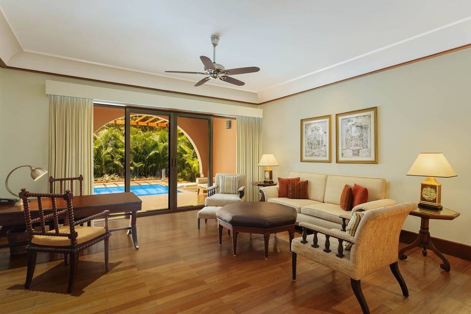 Sea View Suite with Lap Pool
