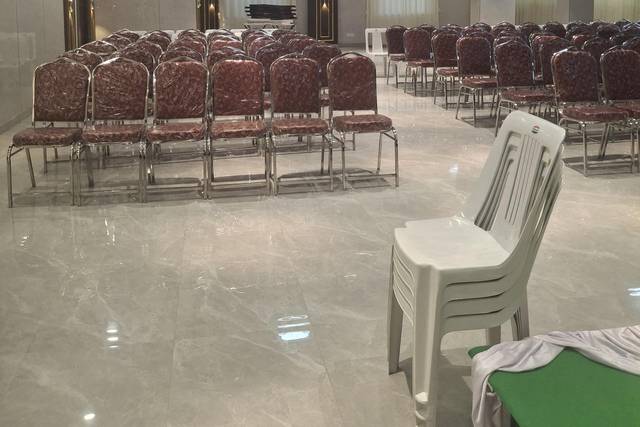 Banquet hall