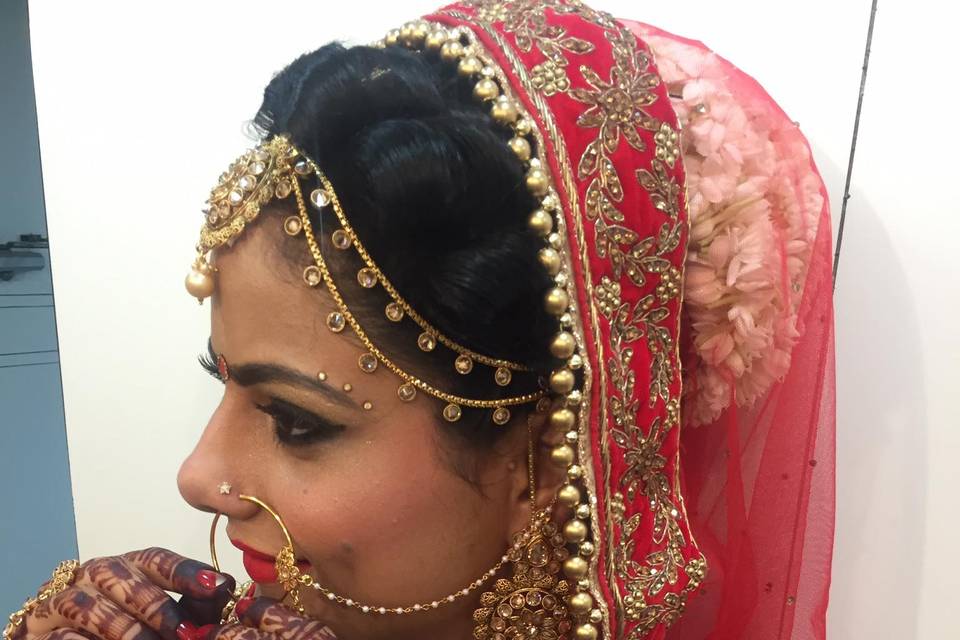 Bridal makeup