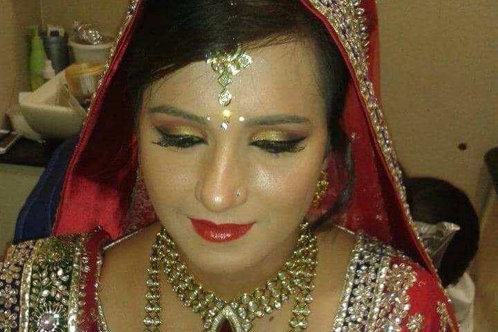 Bridal makeup