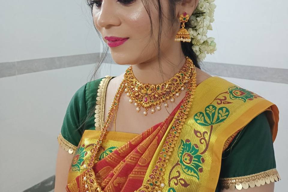 Neha Makeup Artist, Pune