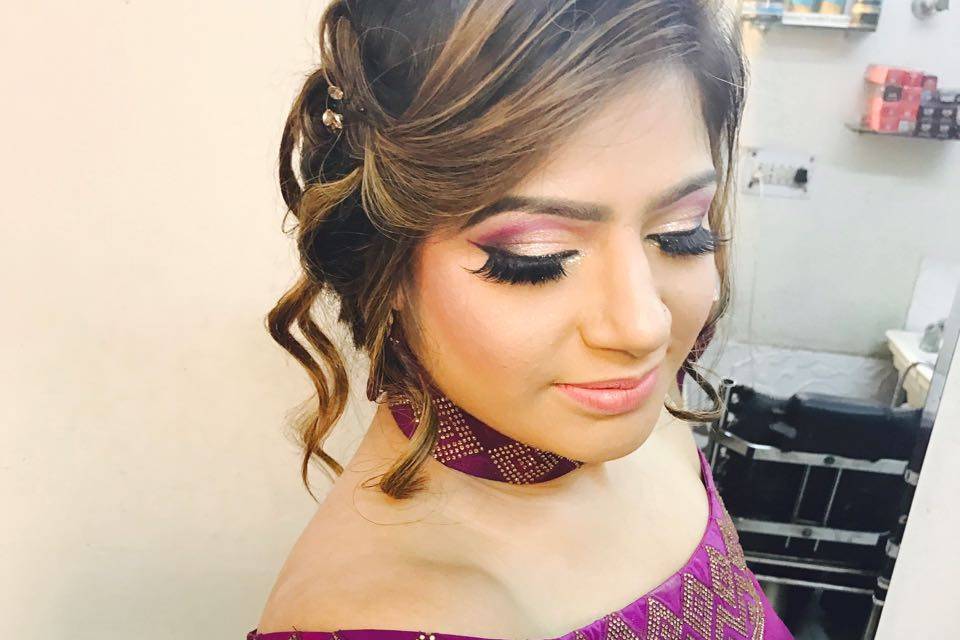 Garima Kapoor - The Makeup Artist