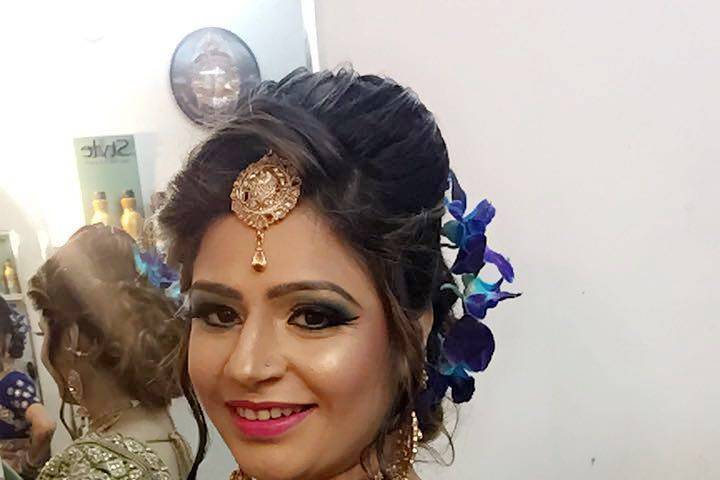 Garima Kapoor - The Makeup Artist