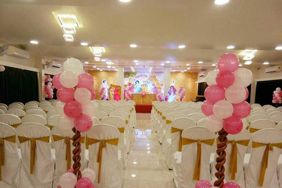 Banquet hall