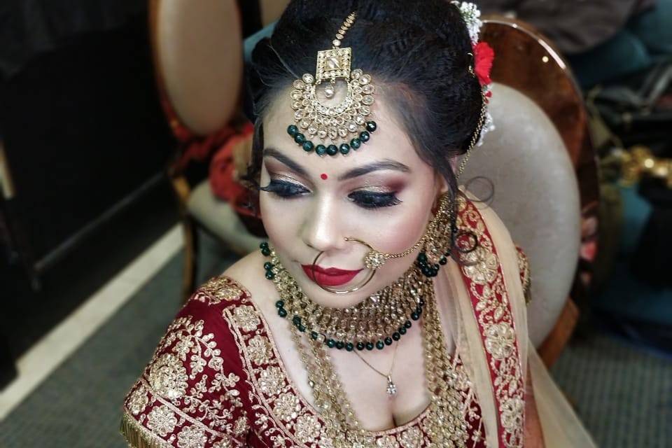 Simmi Chhabra Makeup Artistry