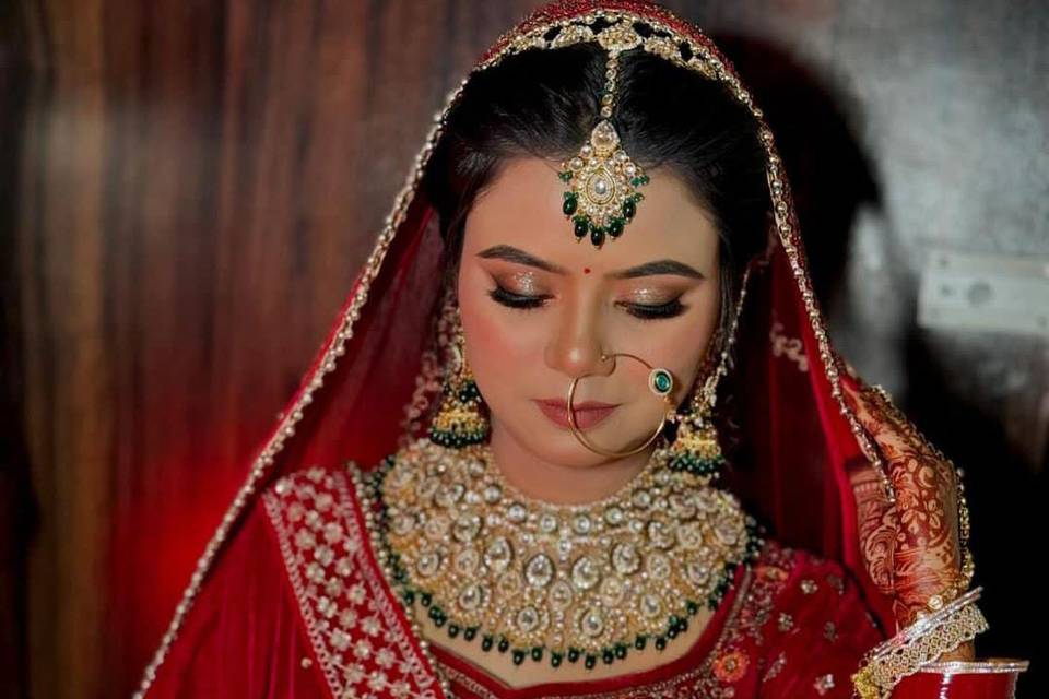 Bridal makeup