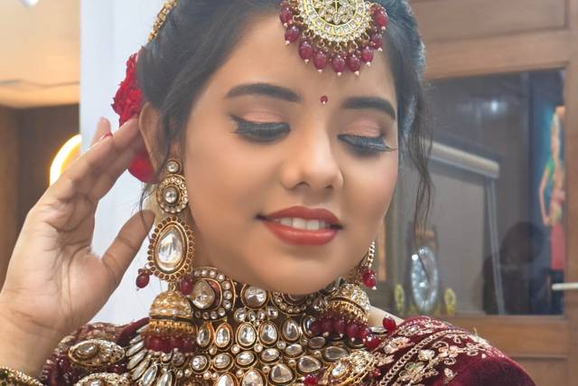 Glitters Bridal Studio