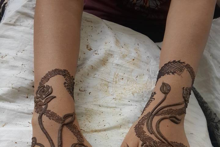 Khushi Mehendi Creation