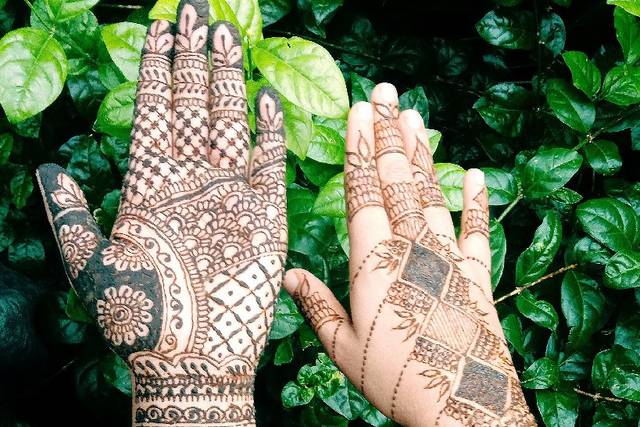 Herbal Mehndi- Shahnaz Husain Henna, Beauty & Personal Care, Hair on  Carousell