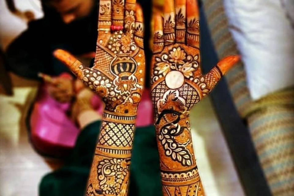 Mehendi bridal