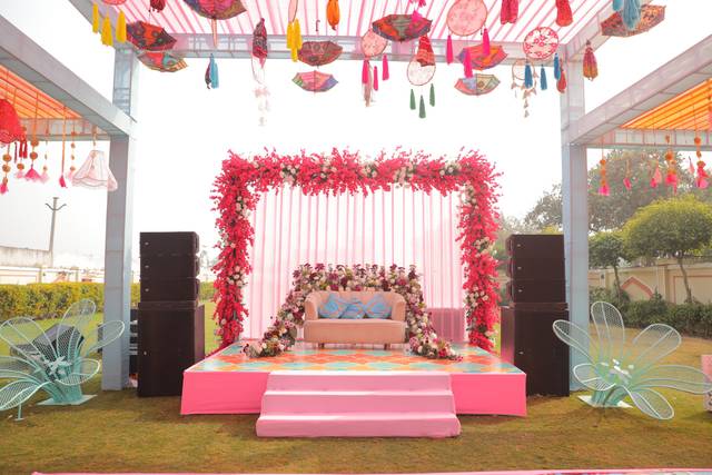 Stage decor