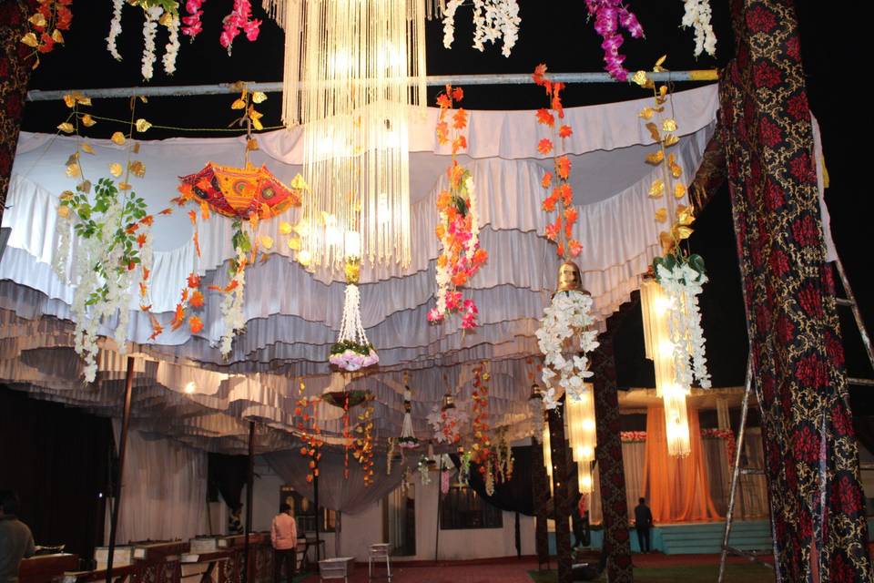 Entrance View Decor