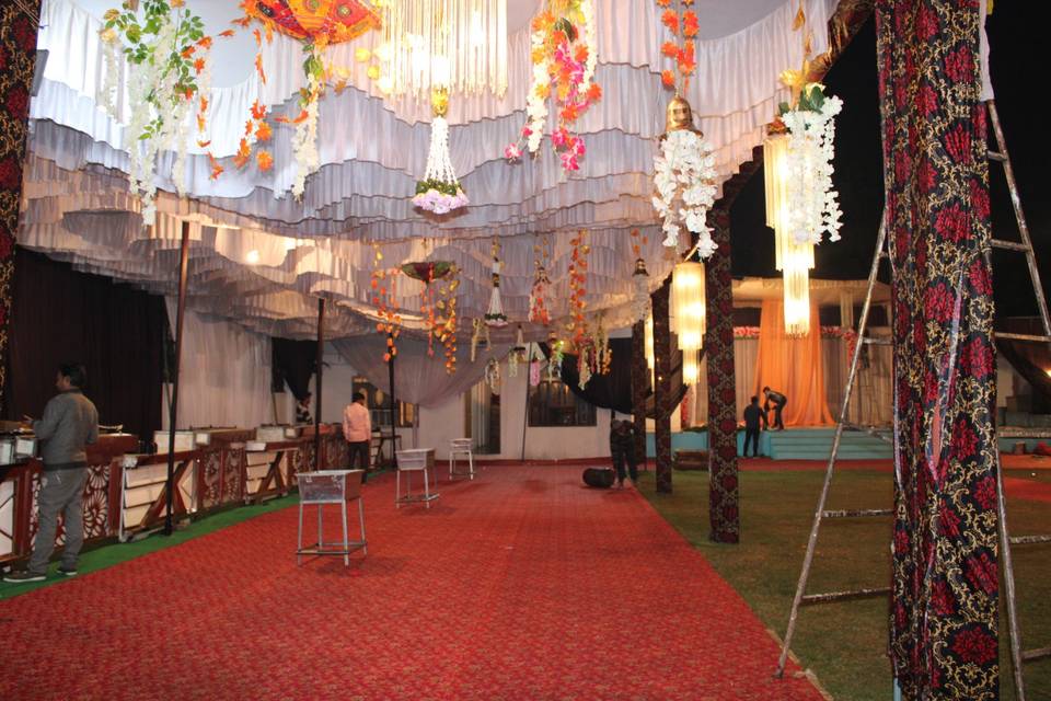 Entrance View Decor