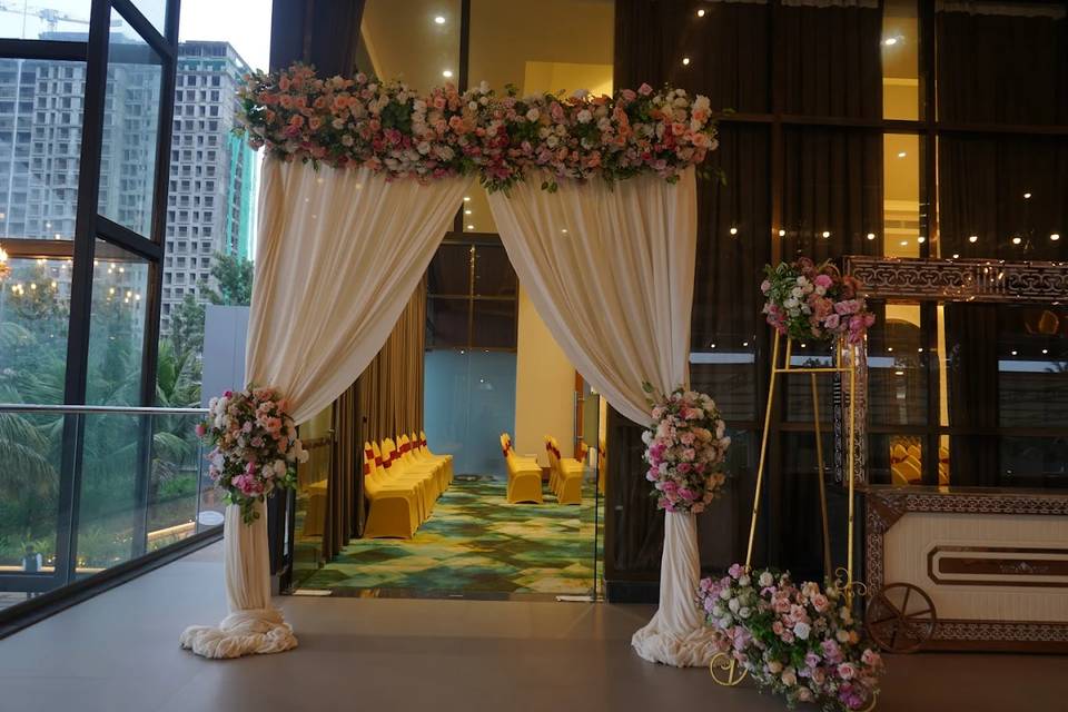 Entrance decor