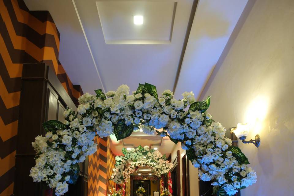 Entrance decor
