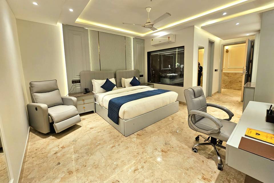 Luxury Rooms