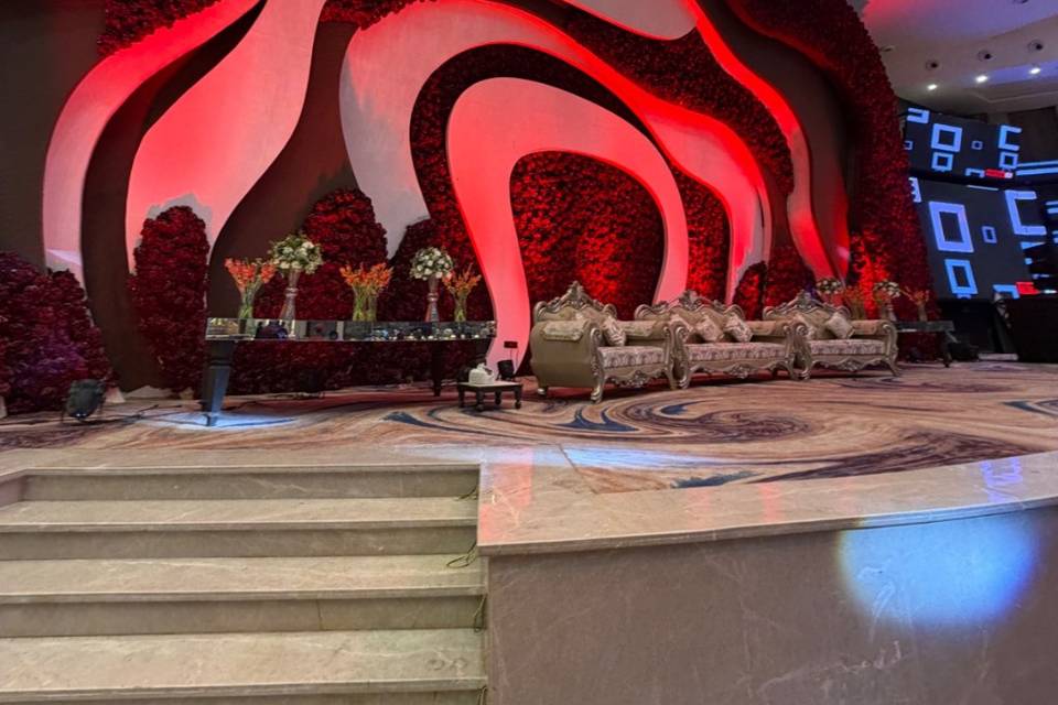 Infinity hall