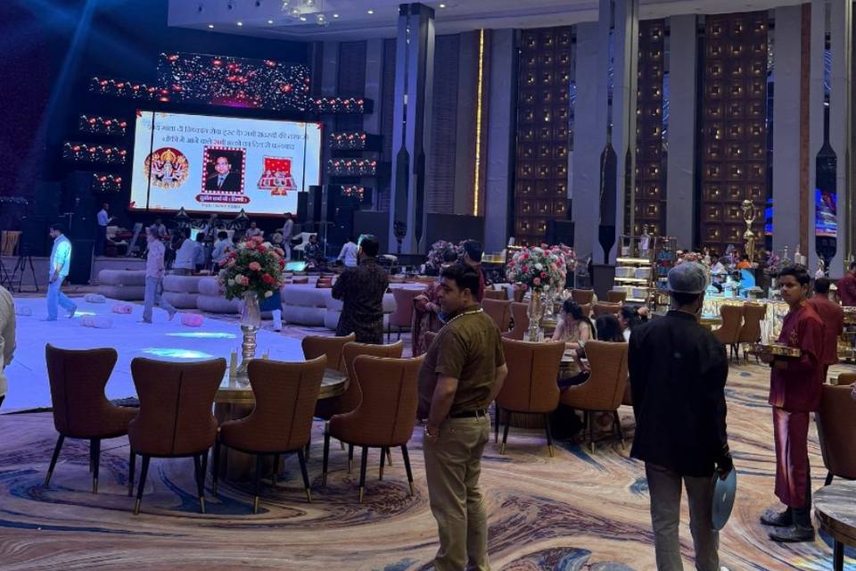 Infinity hall