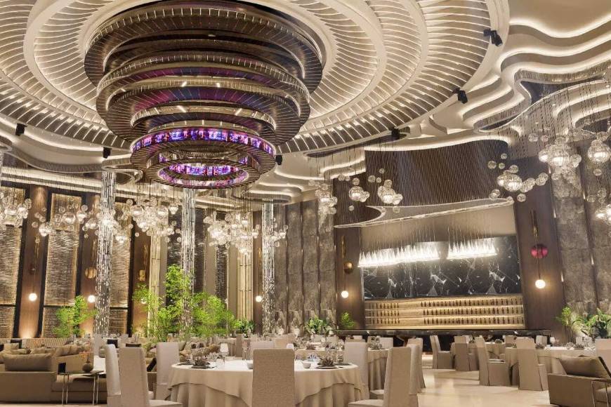 Banquet hall