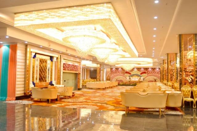 Banquet hall