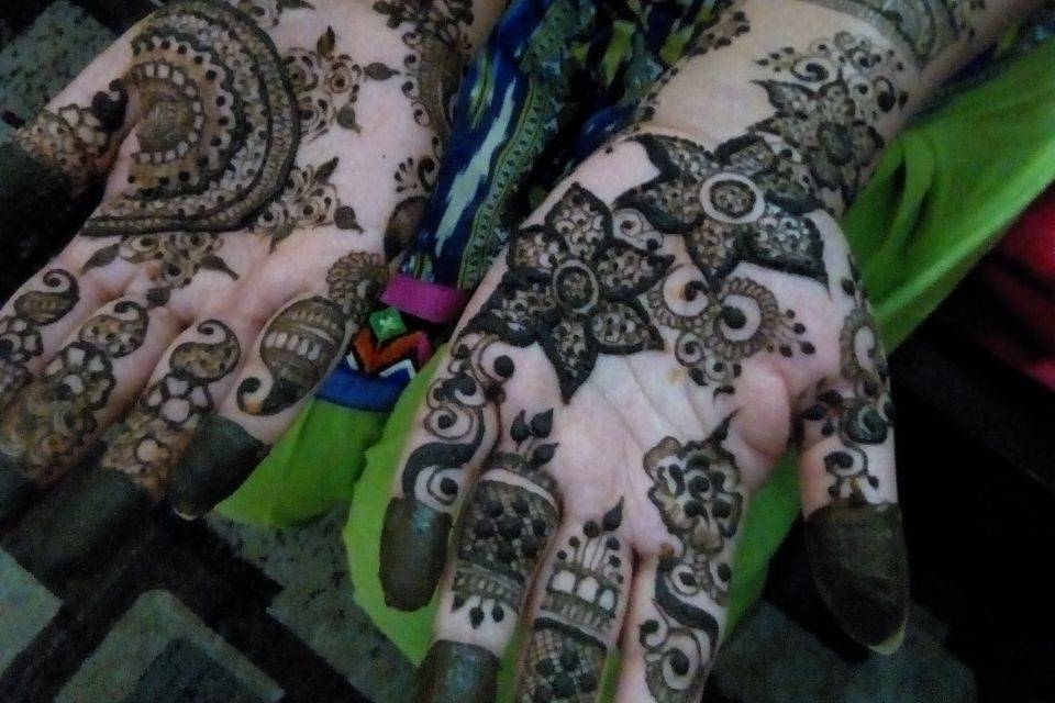 Designer mehndi