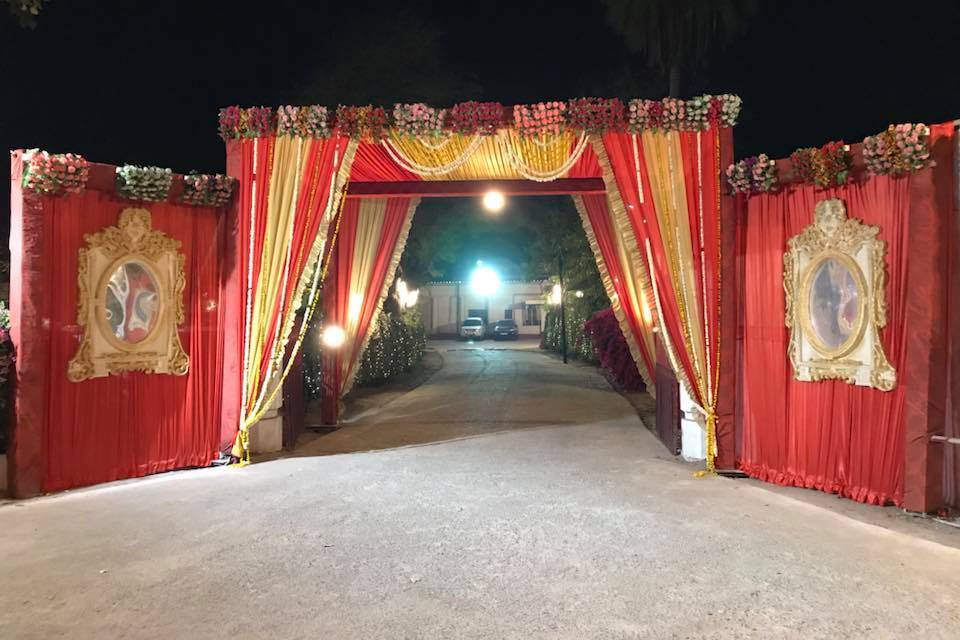 Entrance decor