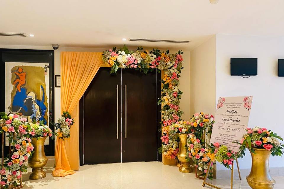 Entrance Decor