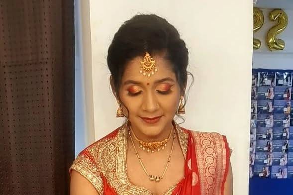 Party makeup