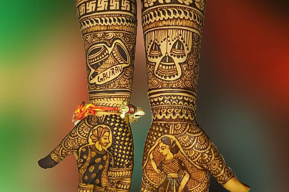 Bridal figure mehandi