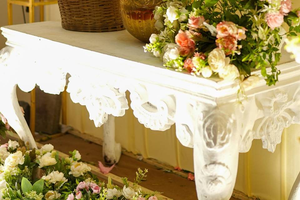 Indoor decor