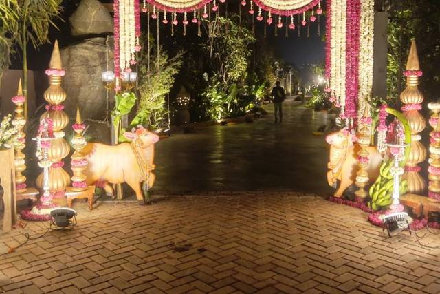 Entrance decor