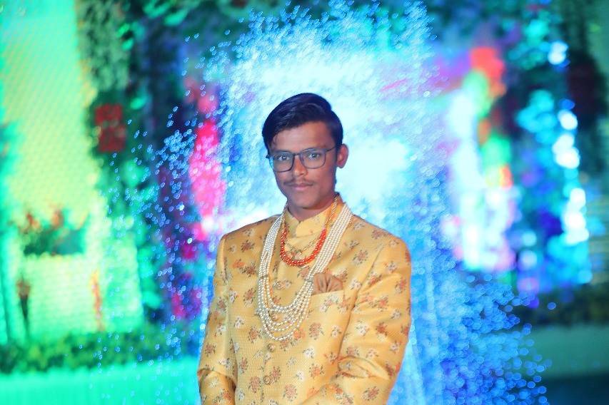 Groom