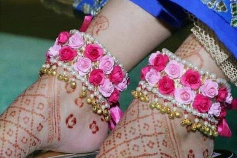 Floral jewellery