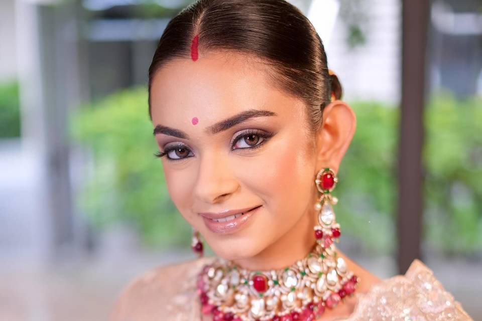 Makeup by Chandni Doshi