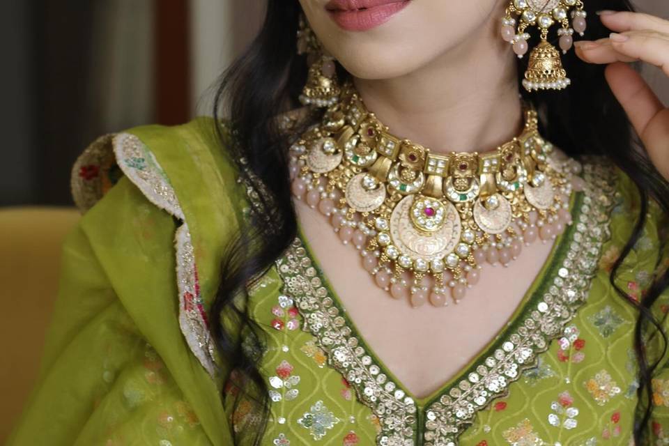 Makeup by Chandni Doshi