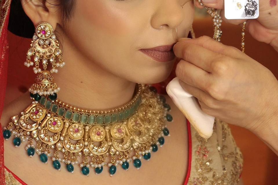 Makeup by Chandni Doshi