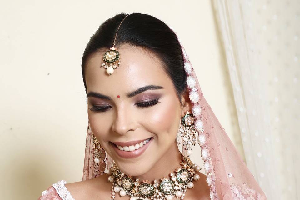Makeup by Chandni Doshi