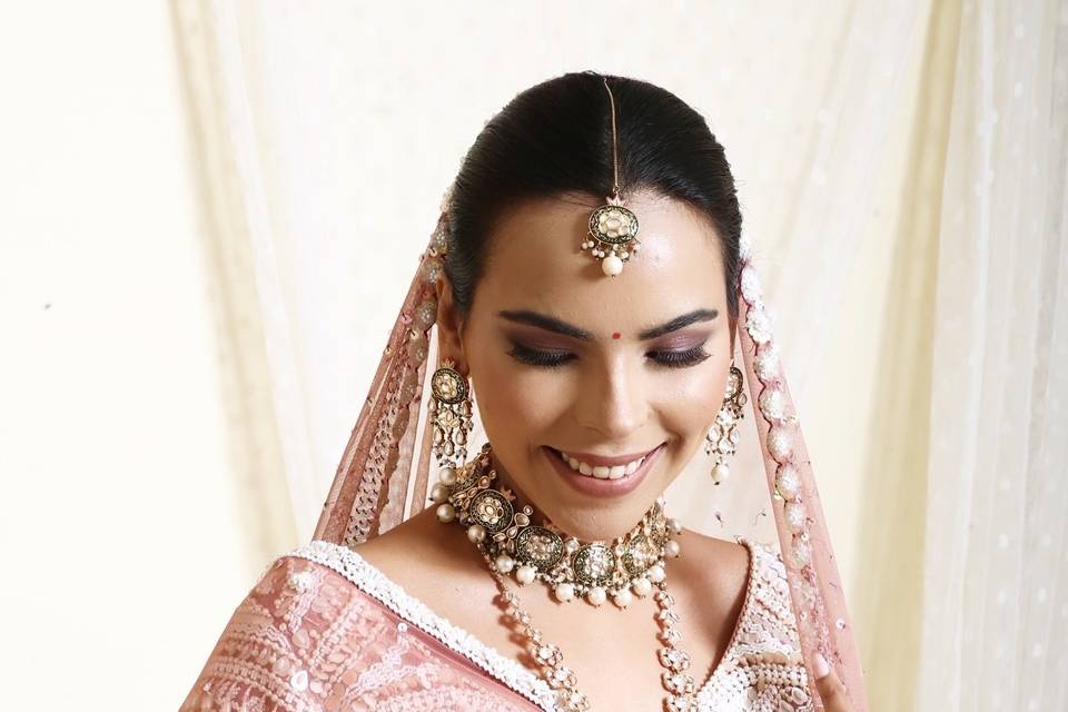 Makeup by Chandni Doshi
