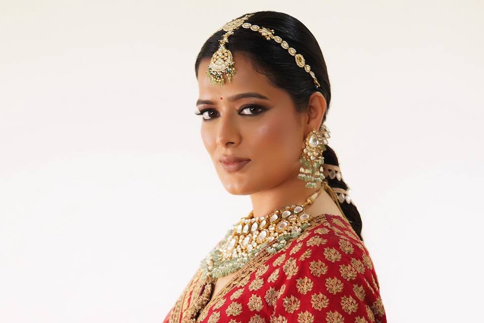 Makeup by Chandni Doshi