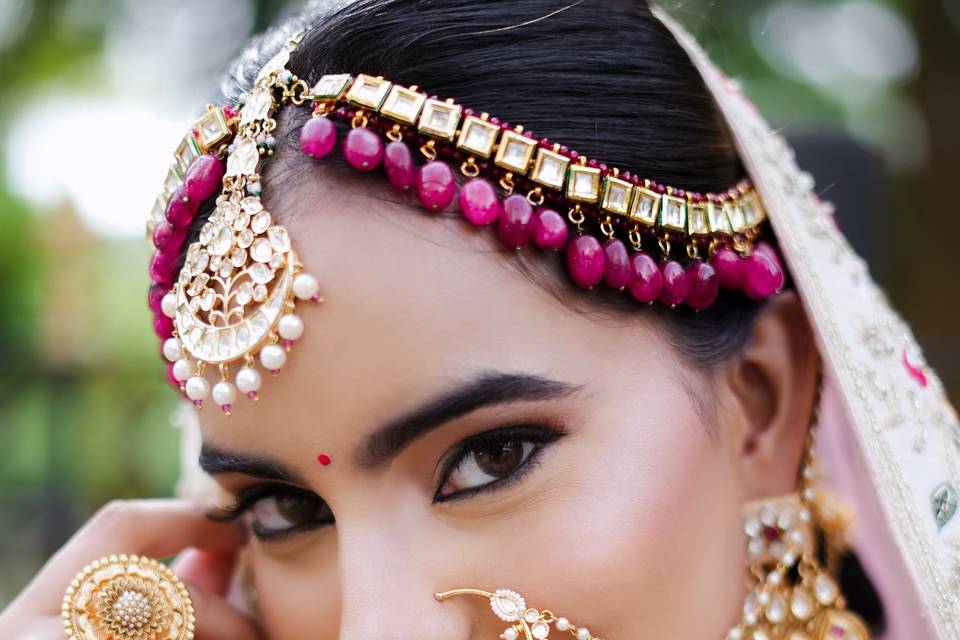 Makeup by Chandni Doshi